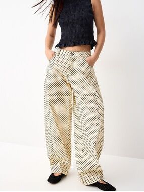 Galita Fashion cream and black polka-dotted barrel-leg jean NWT